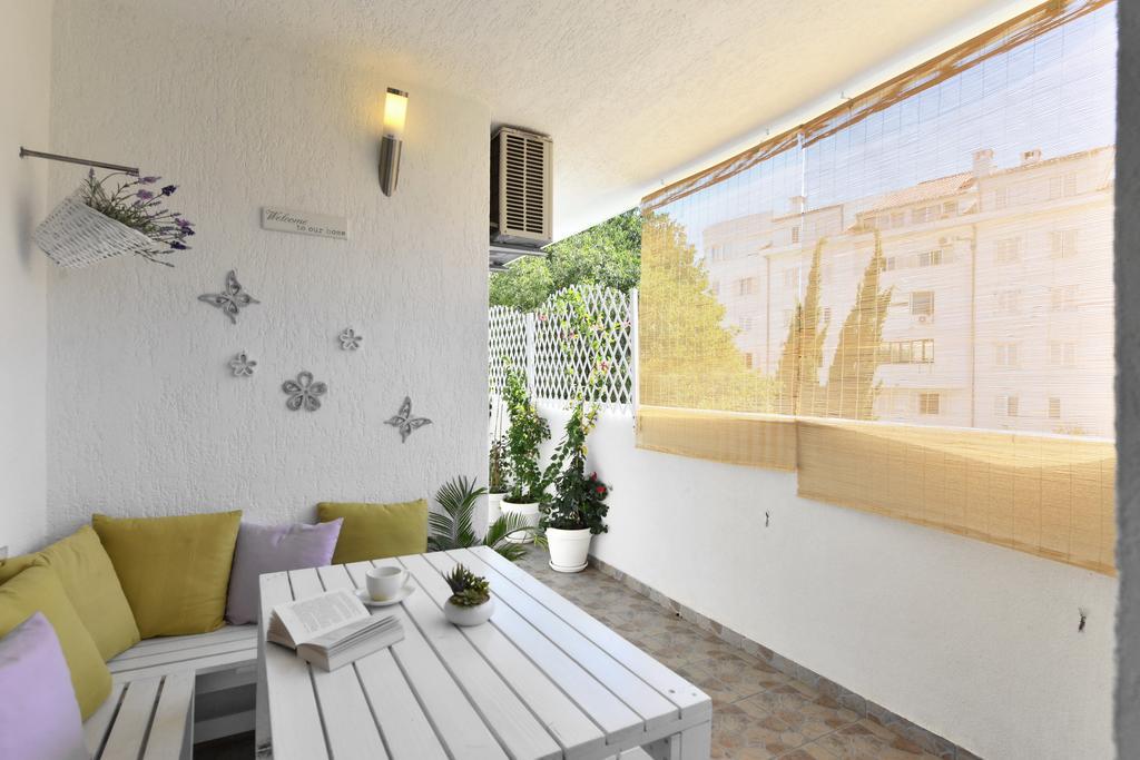 Cozy Beach Apartment Split Extérieur photo